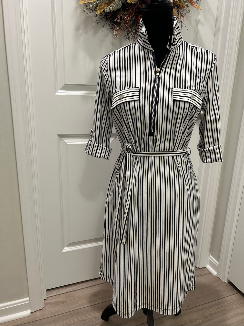 NWT Mlle Gabrielle Black & White Vertical Stripe Midi Shirt Dress Size Small - Picture 3 of 14